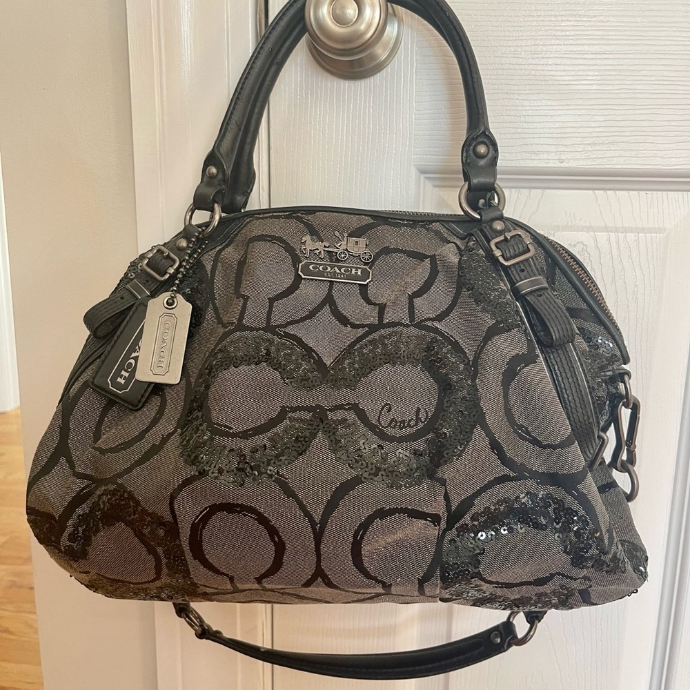 Coach Women’s Shoulder bag